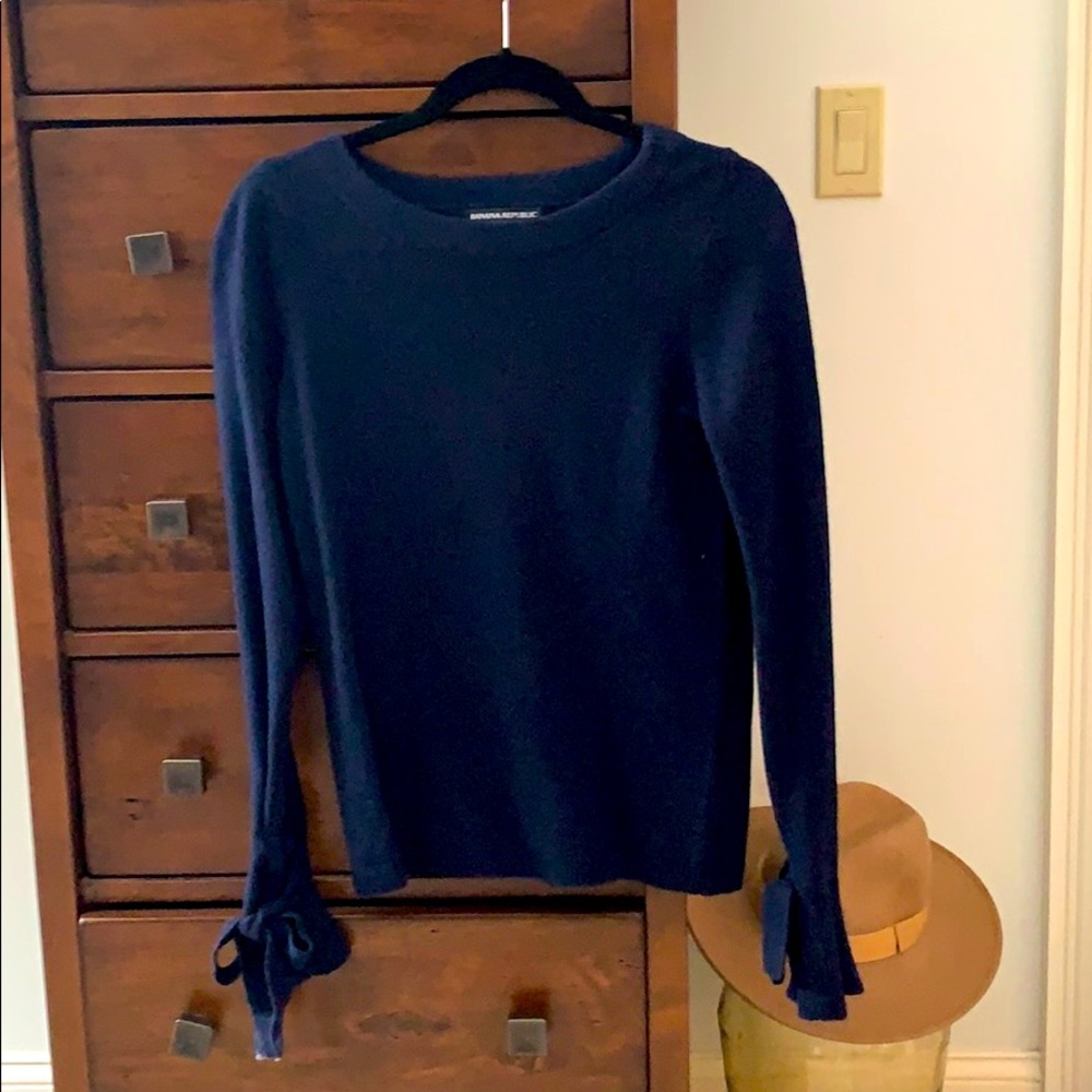 Banana republic sweater in Navy